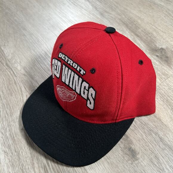Vintage Detroit‎ Red Wings Hat Snapback NHL Nutmeg Wool Blend Red Black Cap USA - Picture 8 of 9